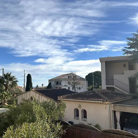Calme Avec Climatisation, Terrasse Et Parking Au Lavandou - Fr-1-251-856 Le Lavandou
