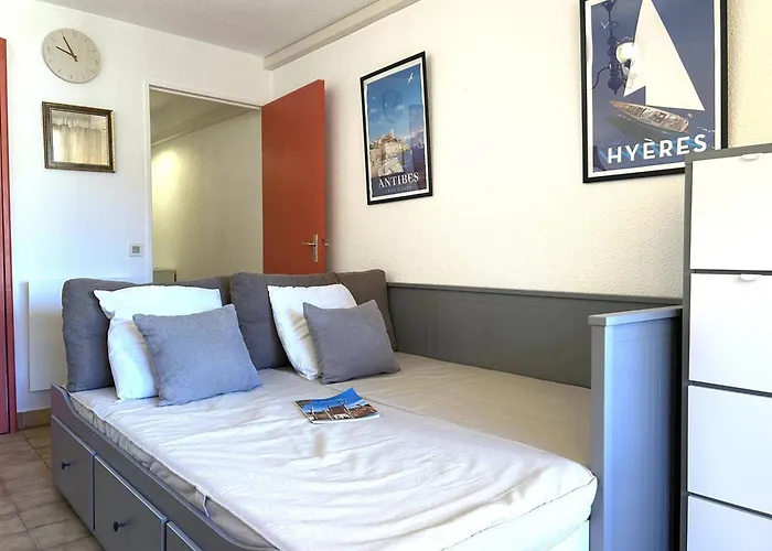 Calme Avec Climatisation, Terrasse Et Parking Au Lavandou - Fr-1-251-856 Lägenhet Le Lavandou